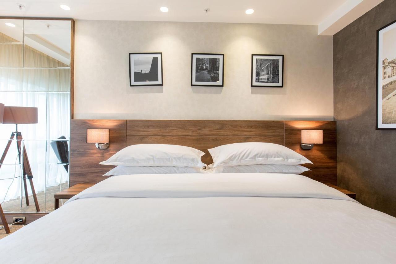 Sheraton Novi Sad Extérieur photo